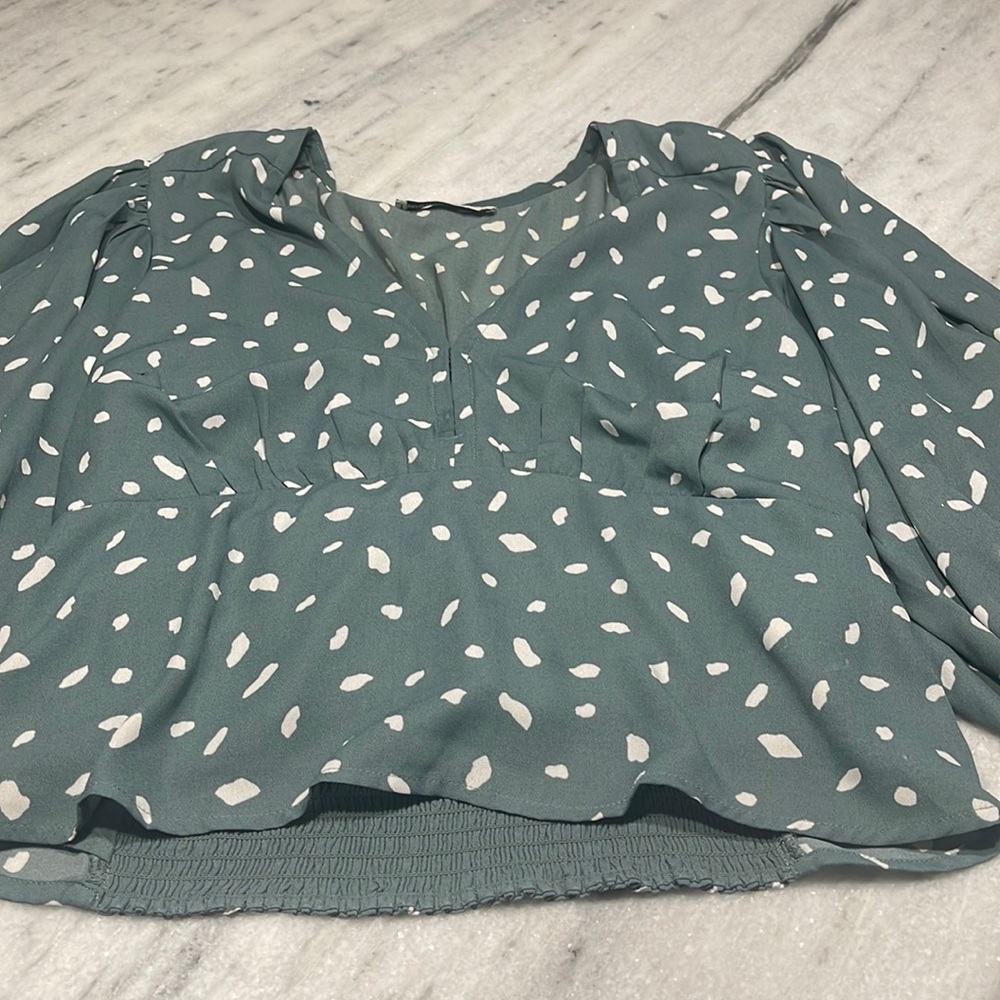 Slate blue and white top